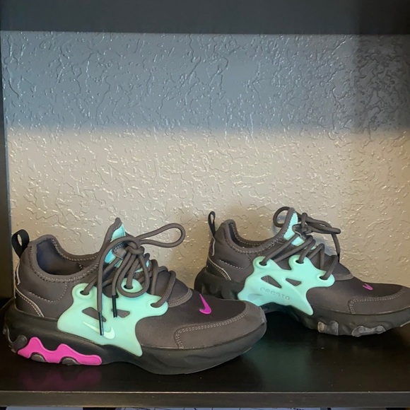 Nike React Presto/ Youth - Picture 6 of 13